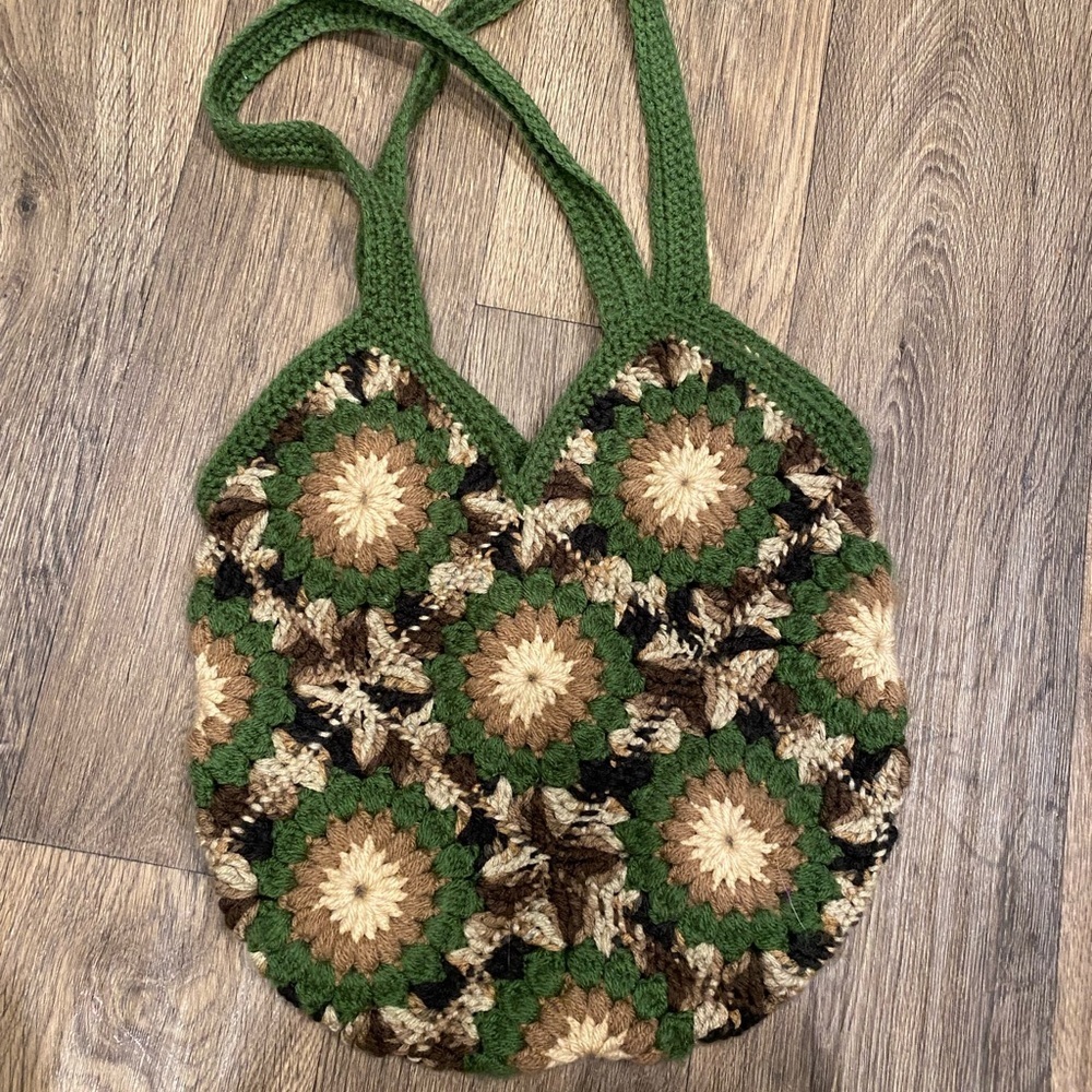 Handcrafted Green and Brown Crochet Tote Bag - Picture 4 of 4